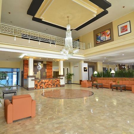 Hotel Sofia Juanda Surabaya Sidoarjo Kültér fotó