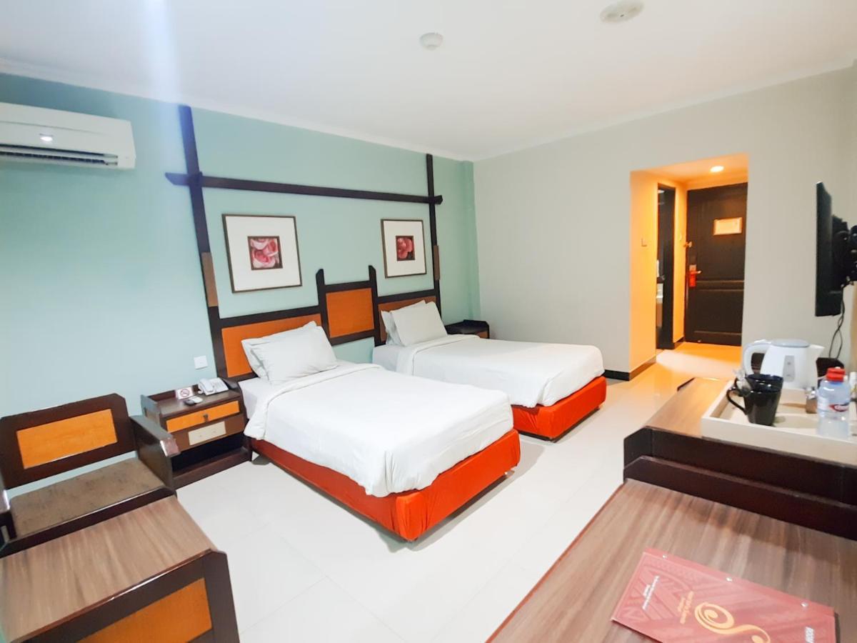 Hotel Sofia Juanda Surabaya Sidoarjo Kültér fotó