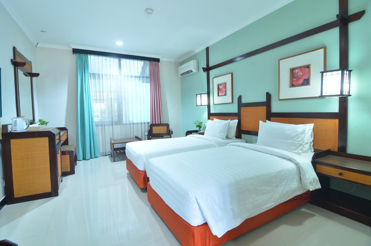 Hotel Sofia Juanda Surabaya Sidoarjo Kültér fotó
