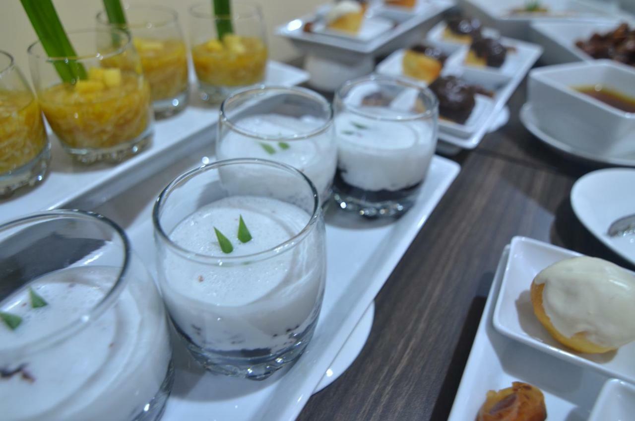 Hotel Sofia Juanda Surabaya Sidoarjo Kültér fotó